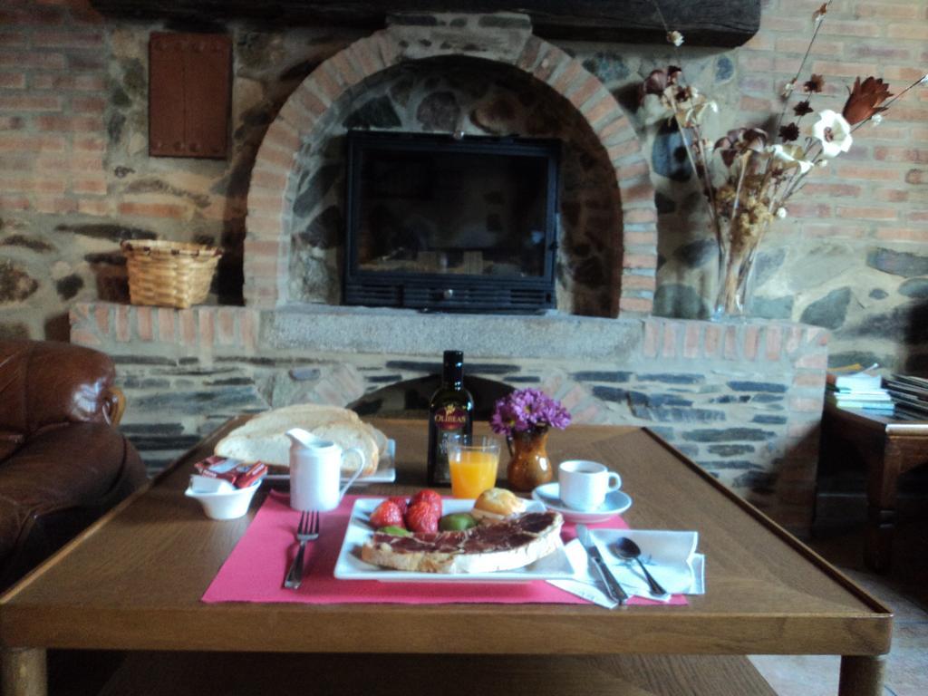 Hostal Rural Molino Del Bombo 아레세나 외부 사진