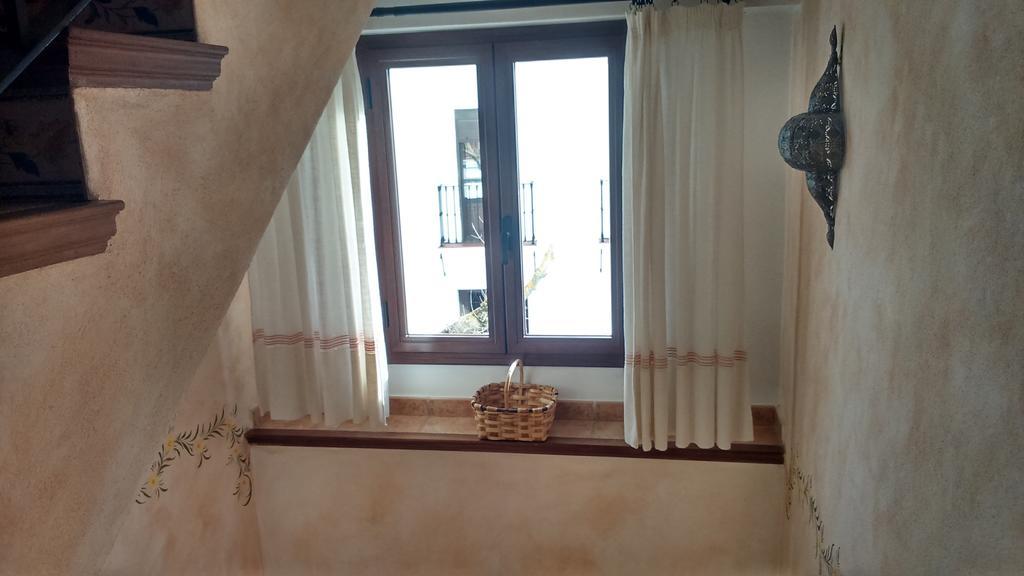 Hostal Rural Molino Del Bombo 아레세나 외부 사진