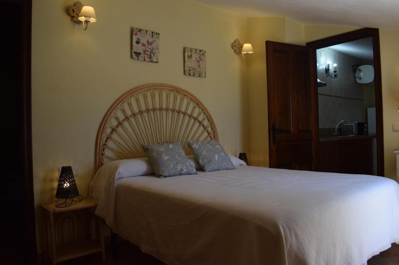 Hostal Rural Molino Del Bombo 아레세나 외부 사진