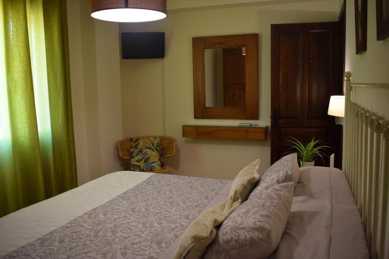 Hostal Rural Molino Del Bombo 아레세나 외부 사진