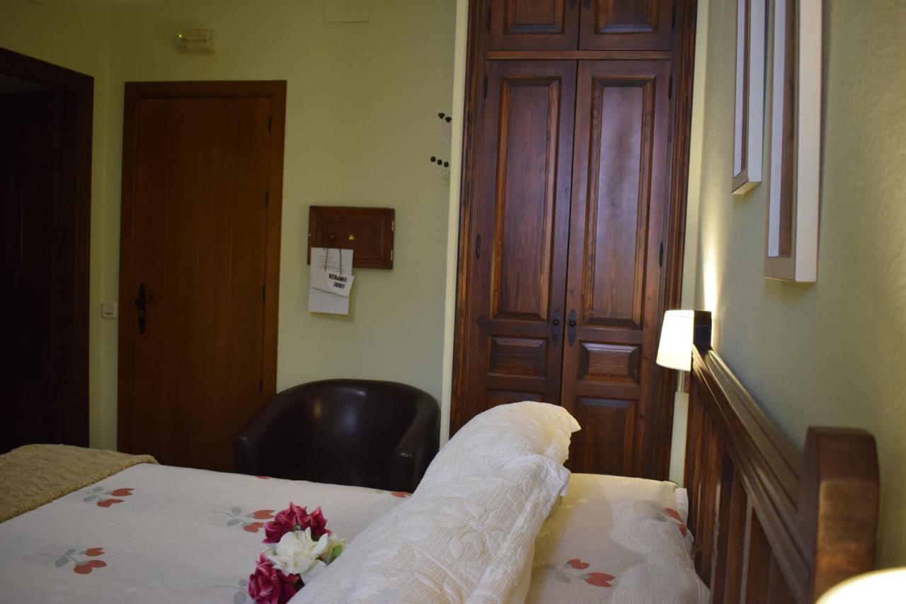 Hostal Rural Molino Del Bombo 아레세나 외부 사진