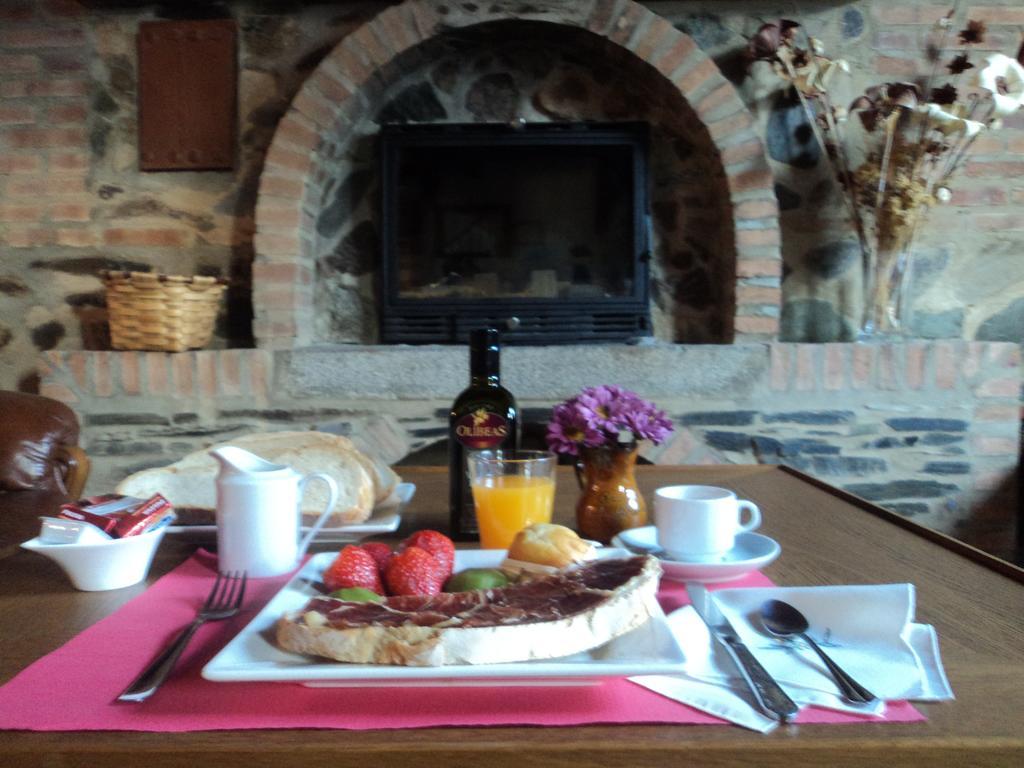 Hostal Rural Molino Del Bombo 아레세나 외부 사진